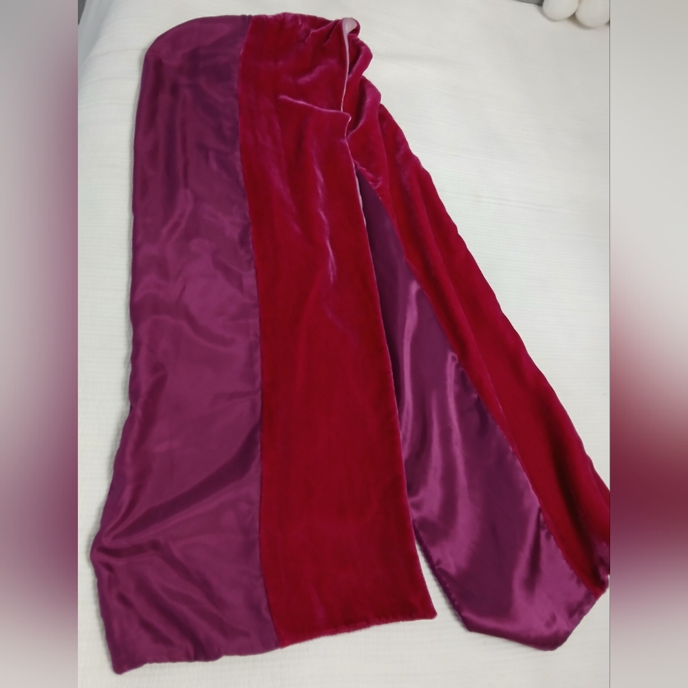 Coldwater Creek 11 Inch By 68 Inch Velvet And Satin Scarf